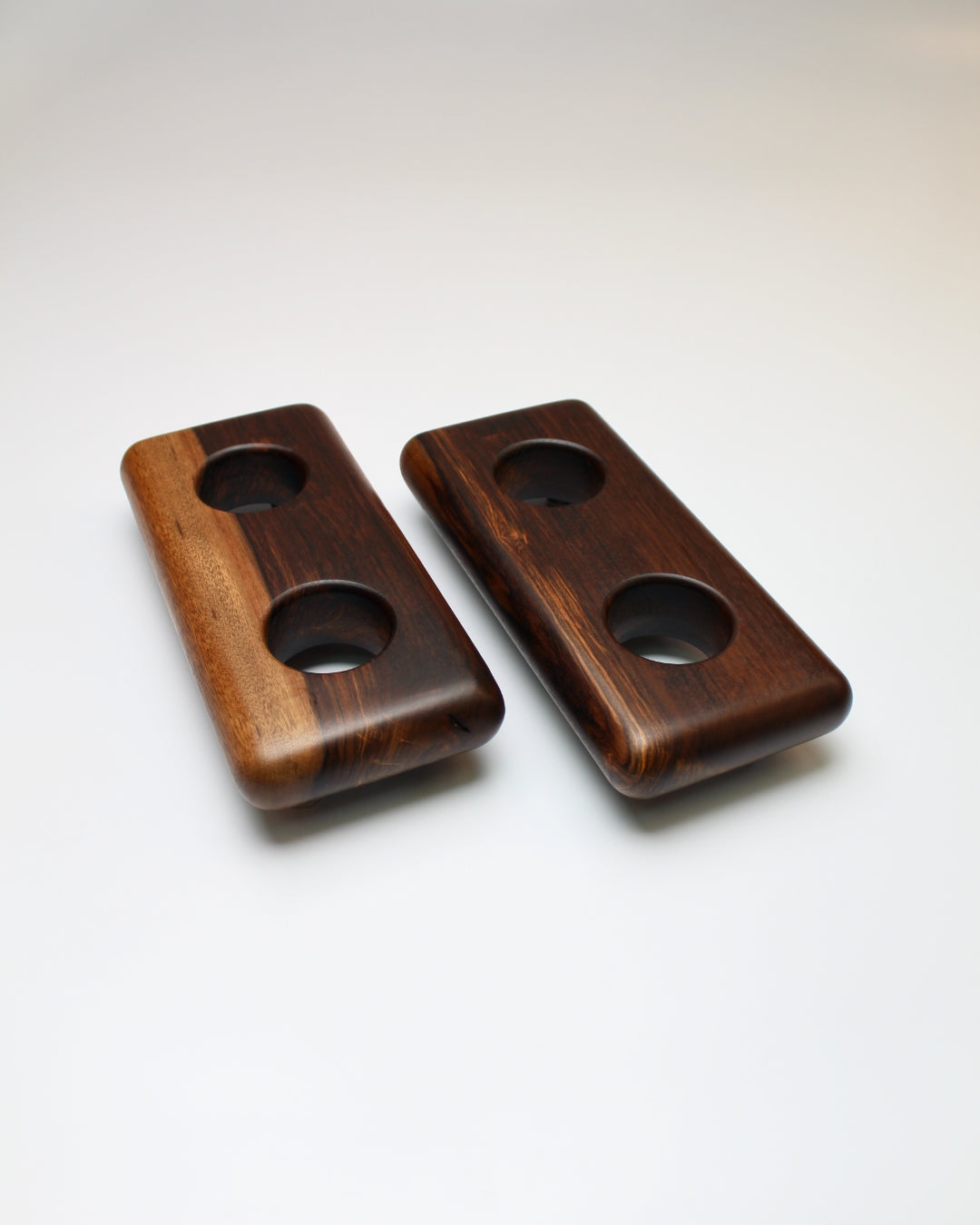 Vaso cachepot de madeira